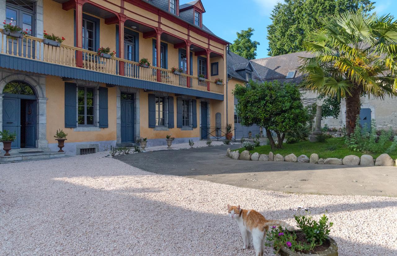 Le Relais Panzió Bagnères-de-Bigorre Kültér fotó